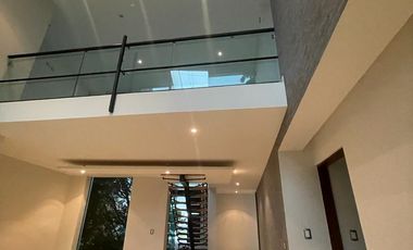 CASA DE RENTA EN LOMAS DE ANGELOPOLIS