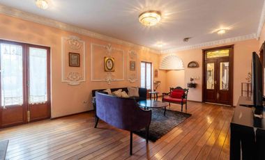 Venta de Residencia Estilo Neoclásico mexicano, Puerta de Hierro, puebla