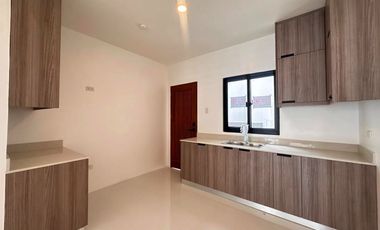 For Sale Modern Brand New Townhouse For Sale in Pilar Village