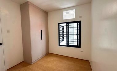 For Sale Modern Brand New Townhouse For Sale in Pilar Village