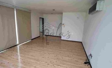 RENTA O VENTA,  EXCLUSIVA RESIDENCIA CON GRAN JARDÍN!!