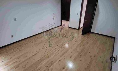 RENTA O VENTA,  EXCLUSIVA RESIDENCIA CON GRAN JARDÍN!!