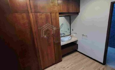 RENTA O VENTA,  EXCLUSIVA RESIDENCIA CON GRAN JARDÍN!!