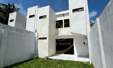 CASA NUEVA DE 3 RECÁMARAS Y AMPLIO JARDÍN EN BOCA DEL RÍO