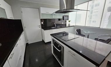 ¡Vive con estilo a unos pasos del Golf de San Isidro! 🏡🌿