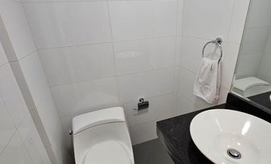 ¡Vive con estilo a unos pasos del Golf de San Isidro! 🏡🌿