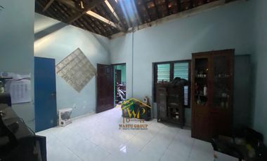 Rumah Area Pakualaman Jogja, Pinggir Jalan Utama, Jual Cepat