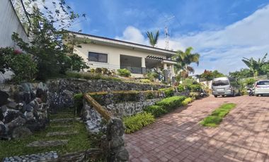 HOUSE AND LOT FOR SALE OVERLOOKING TAAL LAKE ALONG TAGAYTAY TALISAY ROAD