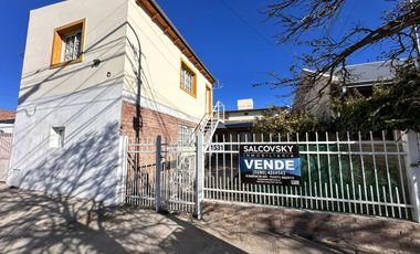 Casa en venta en Puerto Madryn de 4 dormitorios