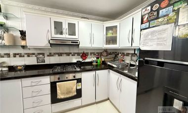 SE VENDE APARTAMENTO EN MONTICELLO - CAÑAVERAL