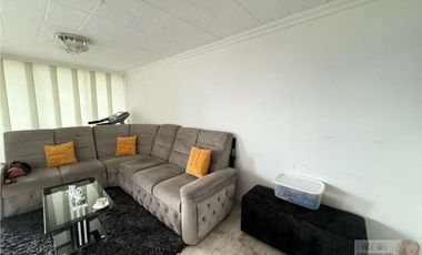 SE VENDE APARTAMENTO EN MONTICELLO - CAÑAVERAL