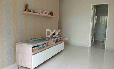 Dijual rumah Hoek full furnished di residence one, BSD