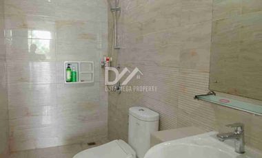 Dijual rumah Hoek full furnished di residence one, BSD