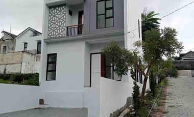 RUMAH VILLA BERKABUT DP 19 JUTA DEKAT TOL PADALARANG, STASIUN PADALARANG DAN KANTOR KBB.