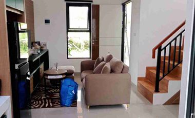 RUMAH VILLA BERKABUT DP 19 JUTA DEKAT TOL PADALARANG, STASIUN PADALARANG DAN KANTOR KBB.