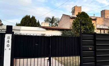 ALQUILO CASA 3 Dor con patio