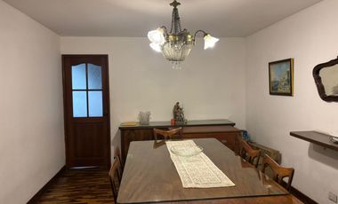 VENDO CASA DE 280 M2 EN ZONA RESIDENCIA AV FRAY LUIS DE LEON SAN BORJA