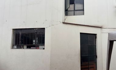 VENDO CASA DE 280 M2 EN ZONA RESIDENCIA AV FRAY LUIS DE LEON SAN BORJA