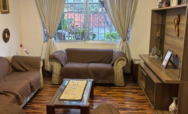 VENDO CASA DE 280 M2 EN ZONA RESIDENCIA AV FRAY LUIS DE LEON SAN BORJA