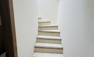 Venta de casa en Urbanizacion Privada, Manta
