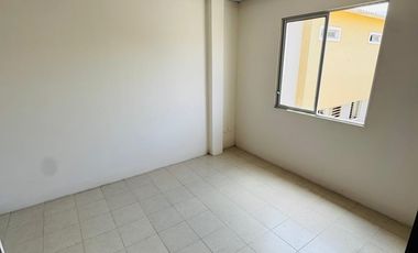 Venta de casa en Urbanizacion Privada, Manta