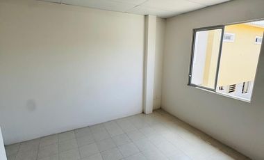Venta de casa en Urbanizacion Privada, Manta