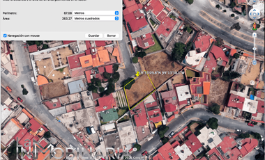 TERRENO PLANO EN CALLE CERRADA LOMAS DE VALLE DORADO