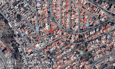 TERRENO PLANO EN CALLE CERRADA LOMAS DE VALLE DORADO