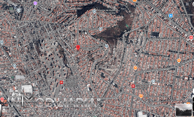 TERRENO PLANO EN CALLE CERRADA LOMAS DE VALLE DORADO