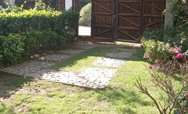 Renta de casa grande Acatitlan