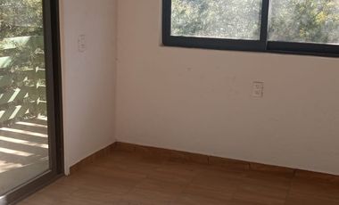Renta de casa grande Acatitlan