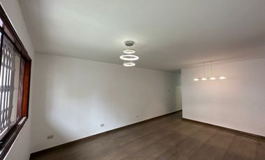 LA MOLINA LINDO DEPARTAMENTO 2 DORM LA MOLINA, 80 metros cuadrados, PRIMER PISO, impecable