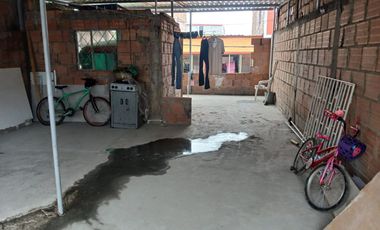 CASA EN VENTA BARRIO CRISTALES SOACHA