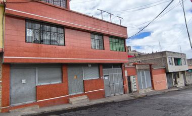 813 CASA RENTERA EN VENTA