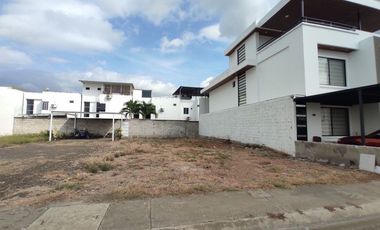 terreno en urbanizacion de venta en portoviejo ar