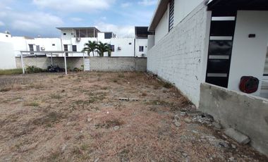 terreno en urbanizacion de venta en portoviejo ar
