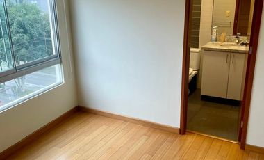 Alquiler de Exclusivo Dúplex 260m2 en Urbanización Las Gardenias - Surco