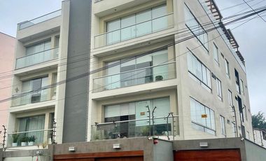 Alquiler de Exclusivo Dúplex 260m2 en Urbanización Las Gardenias - Surco