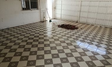 CASA EN VENTA - BENITO JUÁREZ NORTE, COATZACOALCOS AV. HIDALDO - $2,500,000