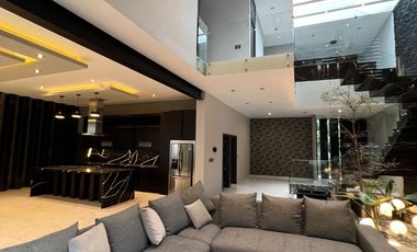 Casa Lujo en Fraccionamiento Don Vasco Uruapan