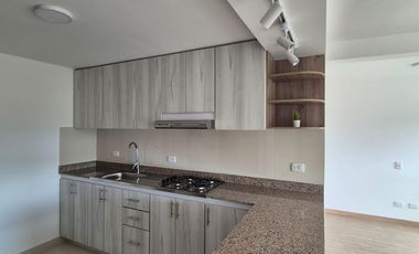 ARRIENDO APARTAMENTO LAGOS DE TORCA, EDIFICIO LECO, CERCA AUTOPISTA NORTE, NORTE