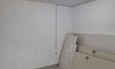 Piso de oficinas en renta en Col. Universidad Toluca