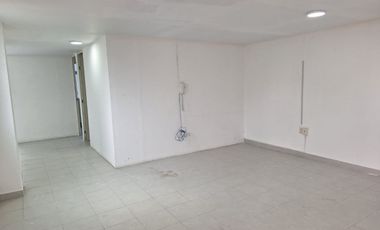 Piso de oficinas en renta en Col. Universidad Toluca