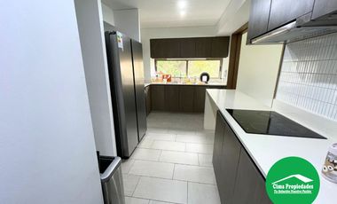En el Barrio más Exclusivo de Santiago ¡Elegante y Moderno Departamento en Vitacura!