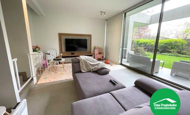 En el Barrio más Exclusivo de Santiago ¡Elegante y Moderno Departamento en Vitacura!