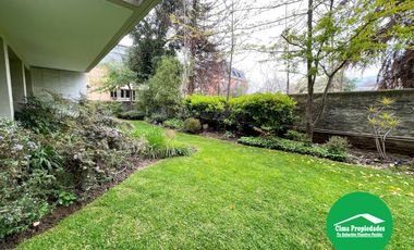 En el Barrio más Exclusivo de Santiago ¡Elegante y Moderno Departamento en Vitacura!