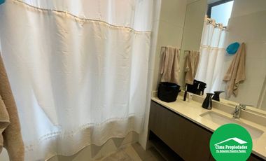 En el Barrio más Exclusivo de Santiago ¡Elegante y Moderno Departamento en Vitacura!