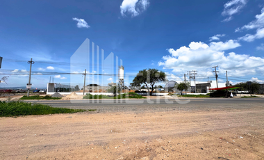 TERRENO COMERCIAL EN RENTA EN EL MARQUES