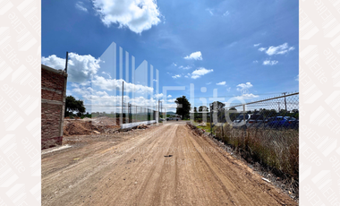 TERRENO COMERCIAL EN RENTA EN EL MARQUES