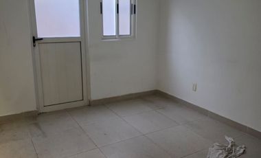 🛑🏠RENTA Casa de 3 Recámaras en Privada en Jardines Del Moral, al Norte de la Ciudad. León, Guanajuato.